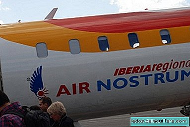 Children love airplanes and also in Air Nostrum they can see them from very close