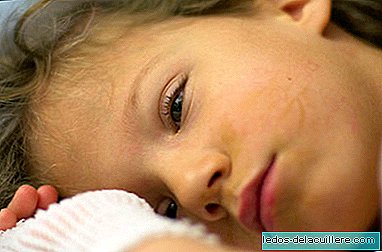 A szülők (korlátozás nélkül) gyermekeikkel tartózkodhatnak gyermekgyógyászati ​​ICU-kban