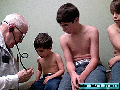يلتقي أطباء الأطفال لتحليل الحالات السريرية الأكثر شيوعًا بين الأطفال