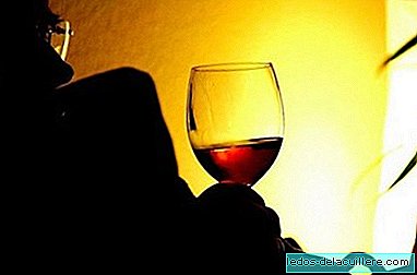 První studie syndromu fetálního alkoholu