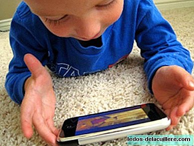 Smartphones und Tablets sind keine Kindermädchen für kleine Kinder: Japanische Kinderärzte empfehlen, einen längeren Gebrauch zu vermeiden