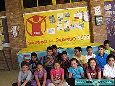 Solidaritetsbokmärken för att samarbeta i skapandet av skolor i Demokratiska republiken Kongo