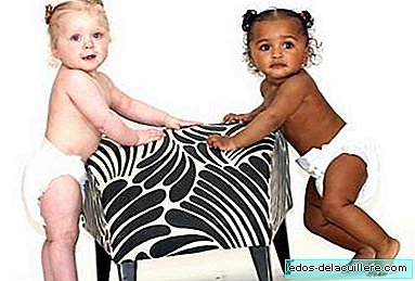 Twins with different skin color, how is that possible?