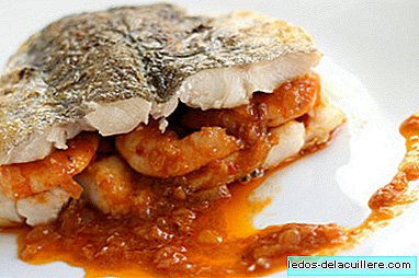 Hake stuffed with prawns in sauce. Christmas recipe for pregnant women
