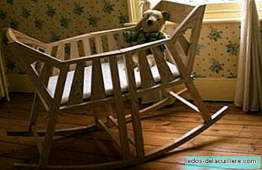 Cradle that becomes two rocking chairs