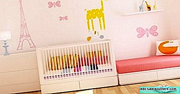 Perabotan dan aksesoris penting di kamar bayi