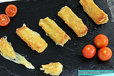 Melted cheese sticks for Carnival costume parties. Recipe