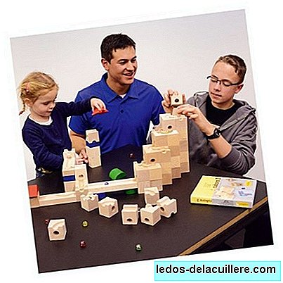 Cuboro marble tracks in Kinuma: countless possibilities that enhance children's logical thinking