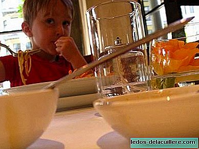 Put hot plates for your children at the table: they comfort and have many benefits