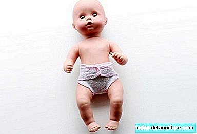 DIY project: make a diaper for your children to play dads and moms with their dolls