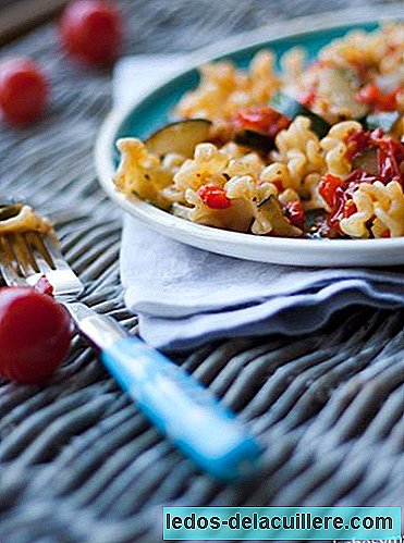 Summer recipe: pasta with vegetables and basil