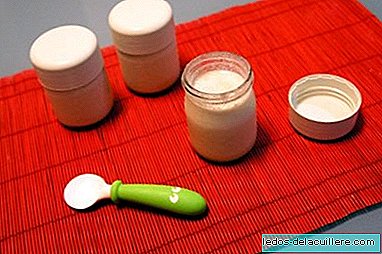 Recipe for making baby yogurts with artificial milk