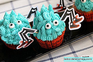 Halloween receptek Szőrös pók cupcakes