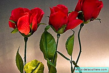 Easy roses to give away by Sant Jordi