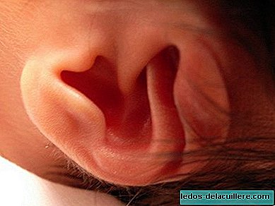 หูหนวกสูญเสียการได้ยินและการได้ยินผิดปกติ
