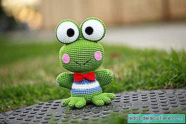 Knit an amigurumi to give a baby, a gift full of meaning