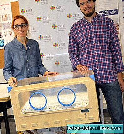 A Madrid designer designs a low-cost incubator for developing countries