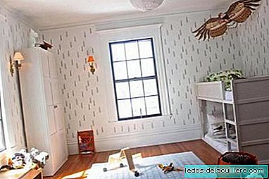 Eine gute DIY-Idee: Dekorieren Sie die Wände des Kinderzimmers mit einer Schablone