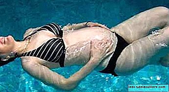 Aqua-aerobik ke snížení bolesti při porodu