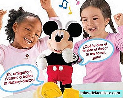 Dance the Mickey-dance with the Mickey Mouse doll