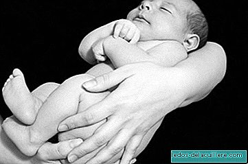 Wie man ein Neugeborenes in den Armen fängt