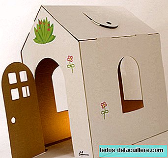 Recycled cardboard houses to decorate