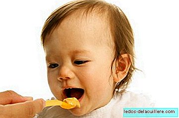 Å spise for mange puréer er dårlig for barnets tenner