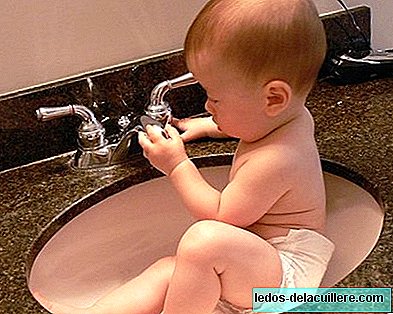 Sfaturi pentru siguranța copilului în baie