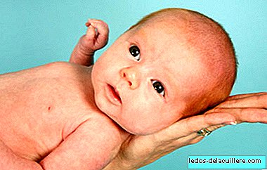 Newborn care: how to hold the baby