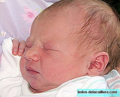 Nyfödd vård: Hur många kläder ska tas på?
