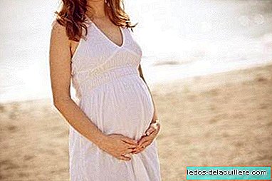 Sau 35 tuổi, nguy cơ cao hơn trong thai kỳ và sinh nở