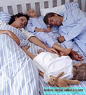 النوم مع الأطفال حتى 5 سنوات