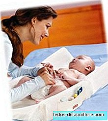 Babyen mates med brystmelk spretter flere ganger om dagen