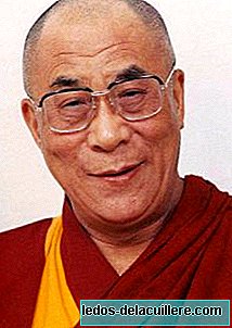 The Dalai Lama, his mother and the upbringing