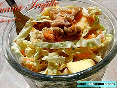 Cabbage and apple salad. Recipe for pregnant women