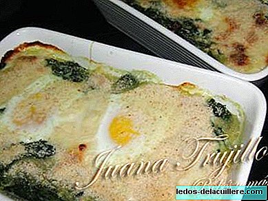 Baked spinach and eggs. Recipe for pregnant women