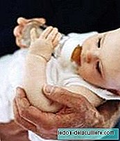 Hipertrofična pilorična stenoza, dojenček bruha zelo pogosto