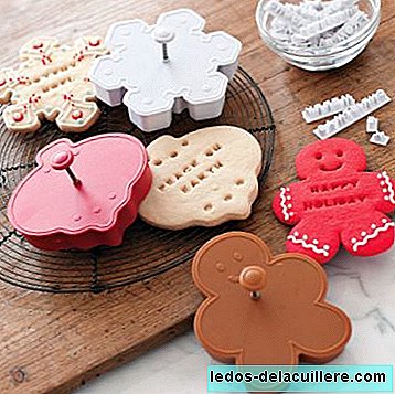 Christmas cookies with greeting messages