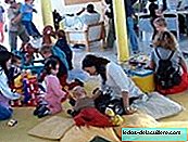 Bibliotecile de jucării își oferă serviciile copiilor