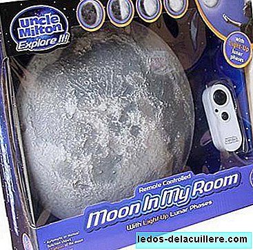 Moon in my Room, Moon in my Room