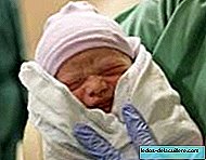 Nascido bebê congelado óvulo e esperma