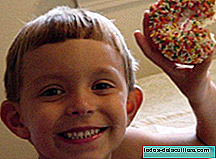 Ganjaran kanak-kanak dengan gula-gula
