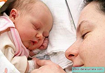 Pirmųjų dienų programa, skirta padėti motinai gimdymo metu
