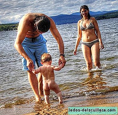 At what age is it convenient to start taking a child to the beach?