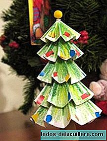 Kerstboom om de kinderkamer te versieren