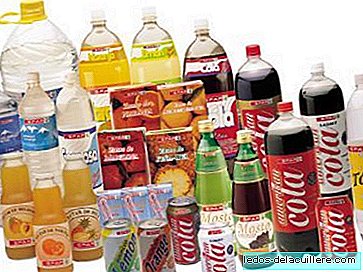 Erfrischungsgetränke: Fructose trägt zur Fettleibigkeit bei