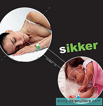 Sikker, náramok na ovládanie dieťaťa, keď spí