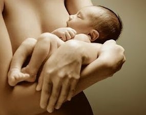 Warum ist Hautkontakt für das Baby so wichtig?