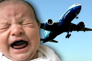 Bebelușii care plâng, cel mai mare „pericol” dintr-un avion