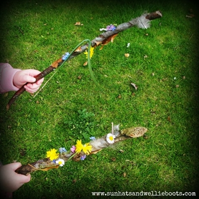 Collecting treasures in nature with children